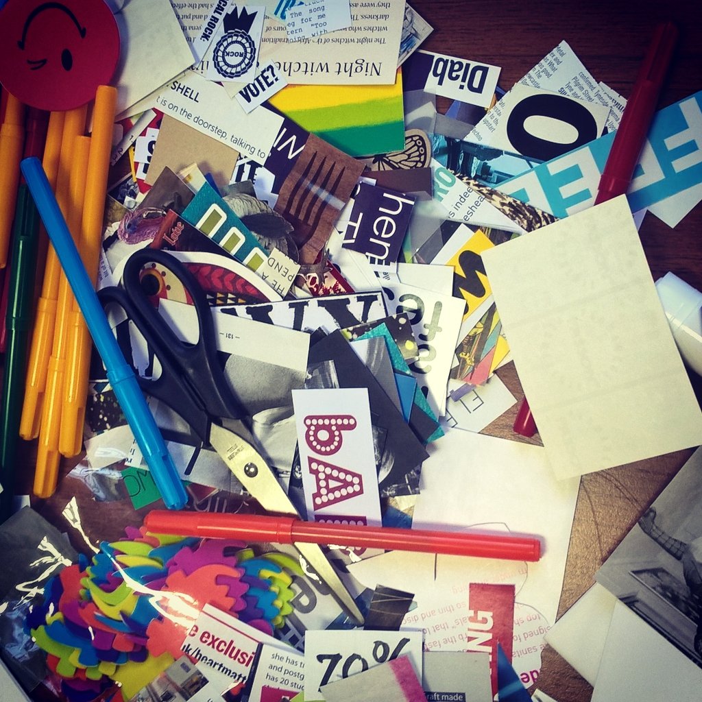 SmallHutArts's tweet image. Workshop materials 😊