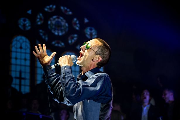 I checked out <a href="/richardashcroft/">Richard Ashcroft</a> long-awaited return last night for <a href="/CityLifeManc/">CityLife Manchester</a> manchestereveningnews.co.uk/whats-on/music…
