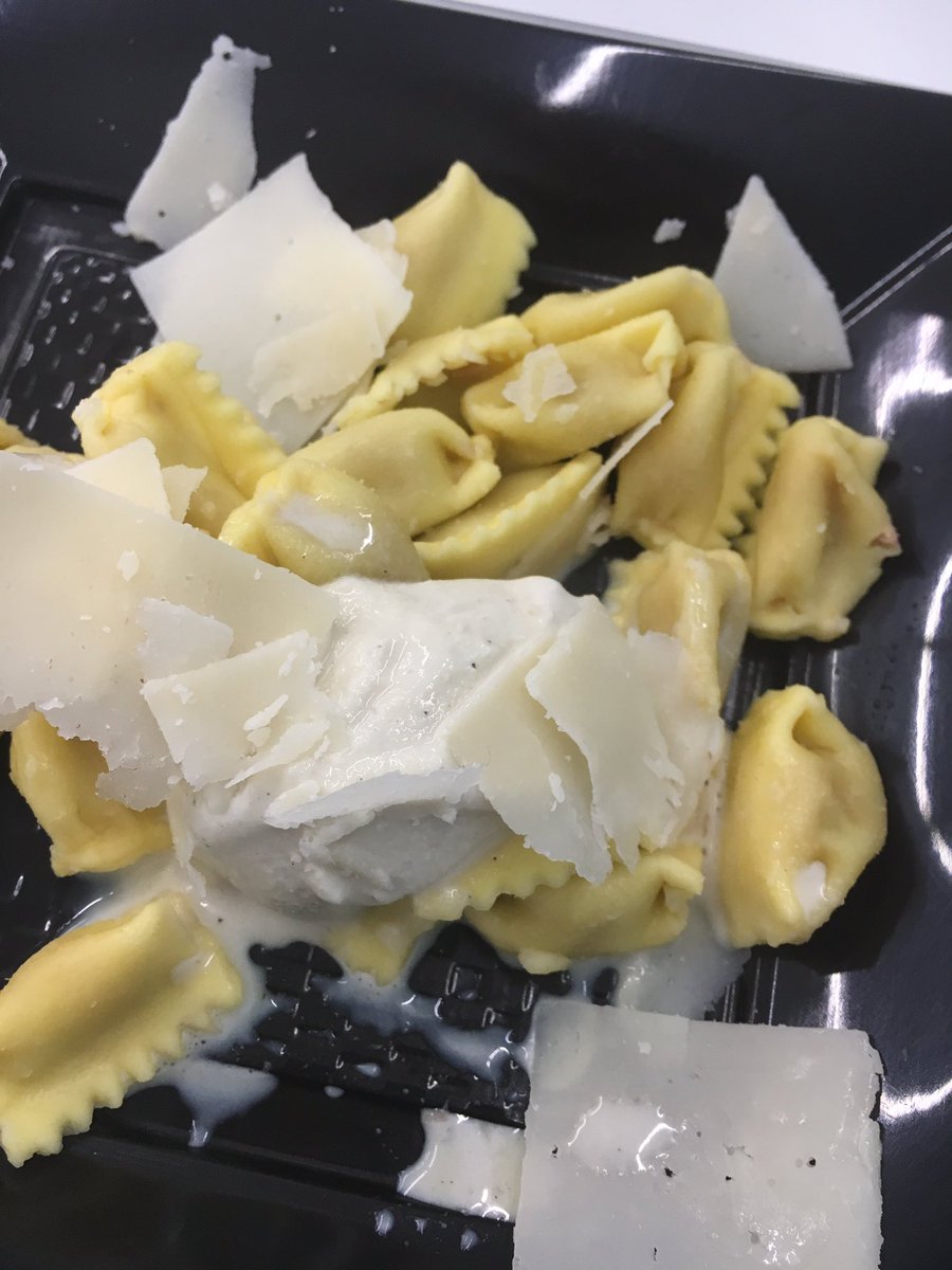 Il risultato finale: plin di Fassone con #gelato burro e salvia per #quintessenza2016 <a href="/EnteManifSav/">Fondazione EnteManifestazioni</a> #italianfood