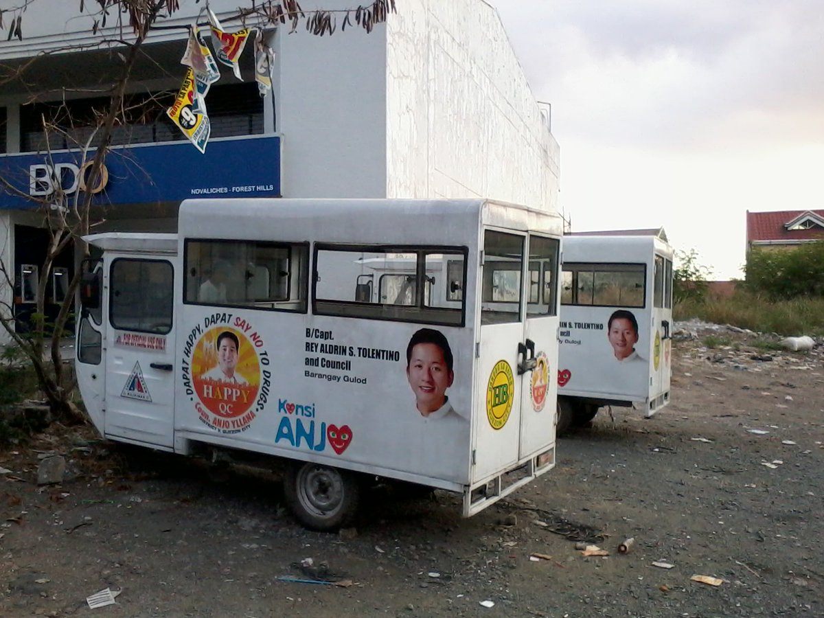JBSpencer19's tweet photo. Mga sasakyang pangampanya namataan sa harap ng Rosa Susano Elem School #iAMAlert2016 https://t.co/hG2SXoPlSn