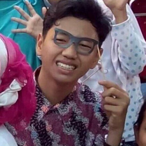 GIBOLofficial's tweet photo. Selamat jalan Muhammad Fahreza (16). Semoga kamu adalah korban yang terakhir dari sepak bola Indonesia. #UsutTuntas https://t.co/nDed1IpB4x