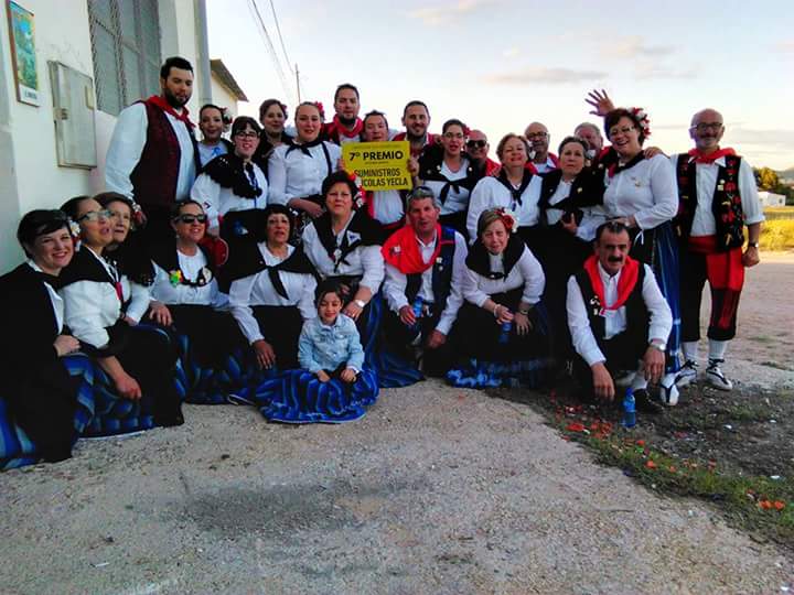 ElMonton_Yecla's tweet photo. Con la carroza 'Espabila, que nos vamos de fiesta' hemos obtenido... ¡un séptimo premio infantil! 🎉 #SanIsidroYecla https://t.co/PWWWqpVTjM
