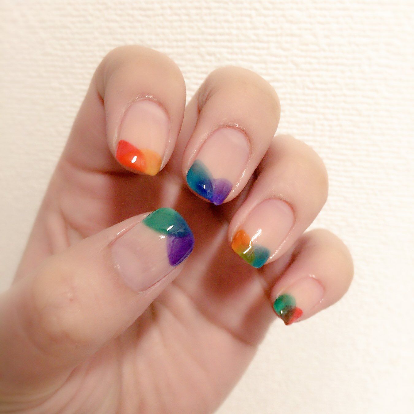 むー ネイル垢 Di Twitter New Nail リキュールネイルでフレンチにしてみました O リキュールネイル の乾きも早いし 爪先に塗るだけの簡単なデザインだったので ものすごく時短できた デザインはネットを参考にしました T Co Oghf6mh01a