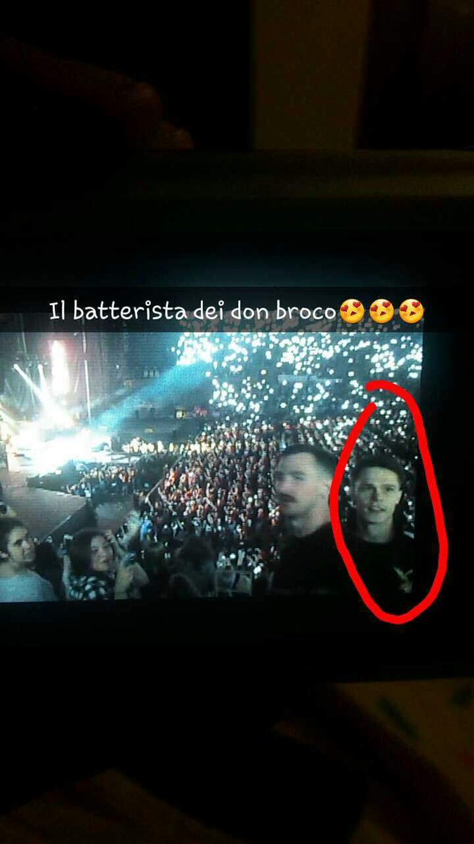 Syd_ney_00's tweet photo. OH MY GOSH!!! **DIE** @ImMattDonnelly @DONBROCO https://t.co/VKoF1d2PcO