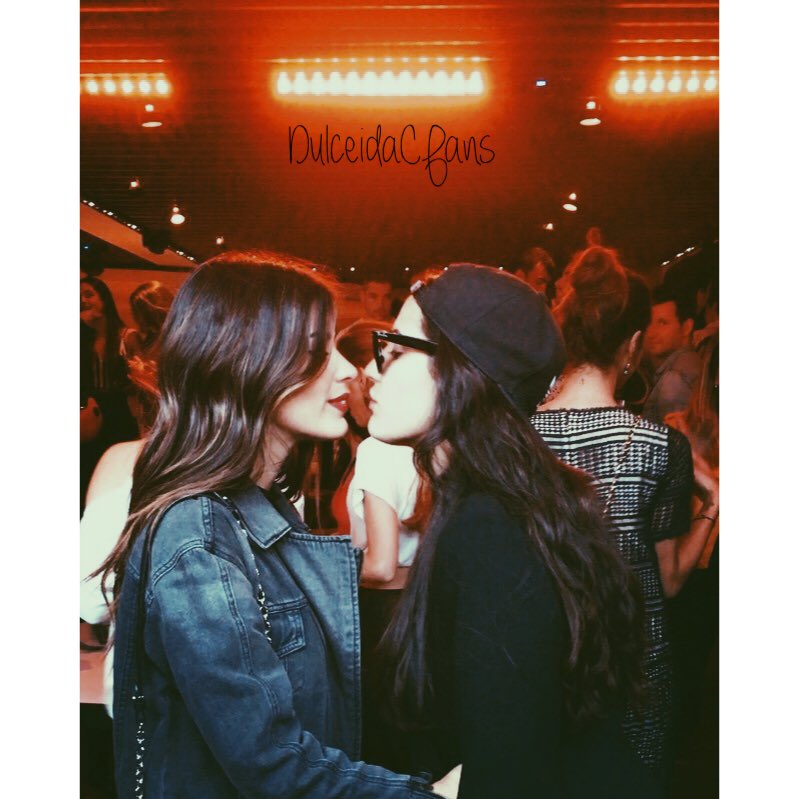 DulceidaCFans's tweet photo. ¡VIVA EL AMOR!😍❤️ pero que bonitas son porfavor 💜 @AidaDomenech @albapaulferrer https://t.co/aXNEje1E0E