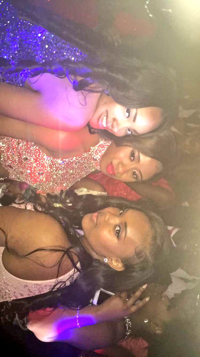 ImDroseWifey's tweet photo. Ain't no GANG like my GANG and they know it ๐๐ #Prom2k16 #SorryForTheSlay #ETHS https://t.co/HCfqUWB4Iv