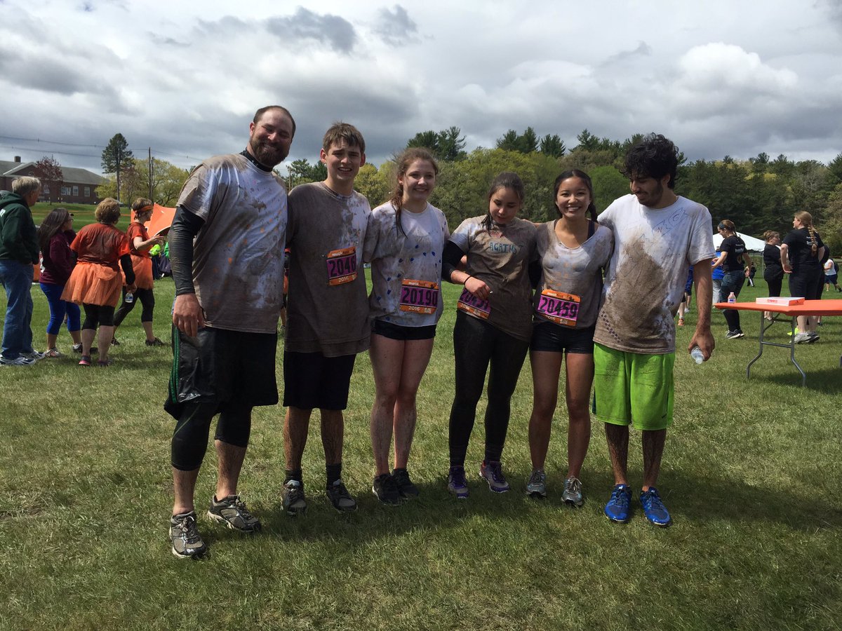 CushingAcademy's tweet photo. Penguins participate in Muck Run to benefit multiple sclerosis -- #determined https://t.co/q8pYN4z6xq
