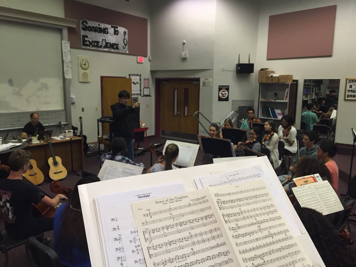 Students conducting the MSD orchestra! #keepmusicinschool @mrsdavismsd @nwsymphony