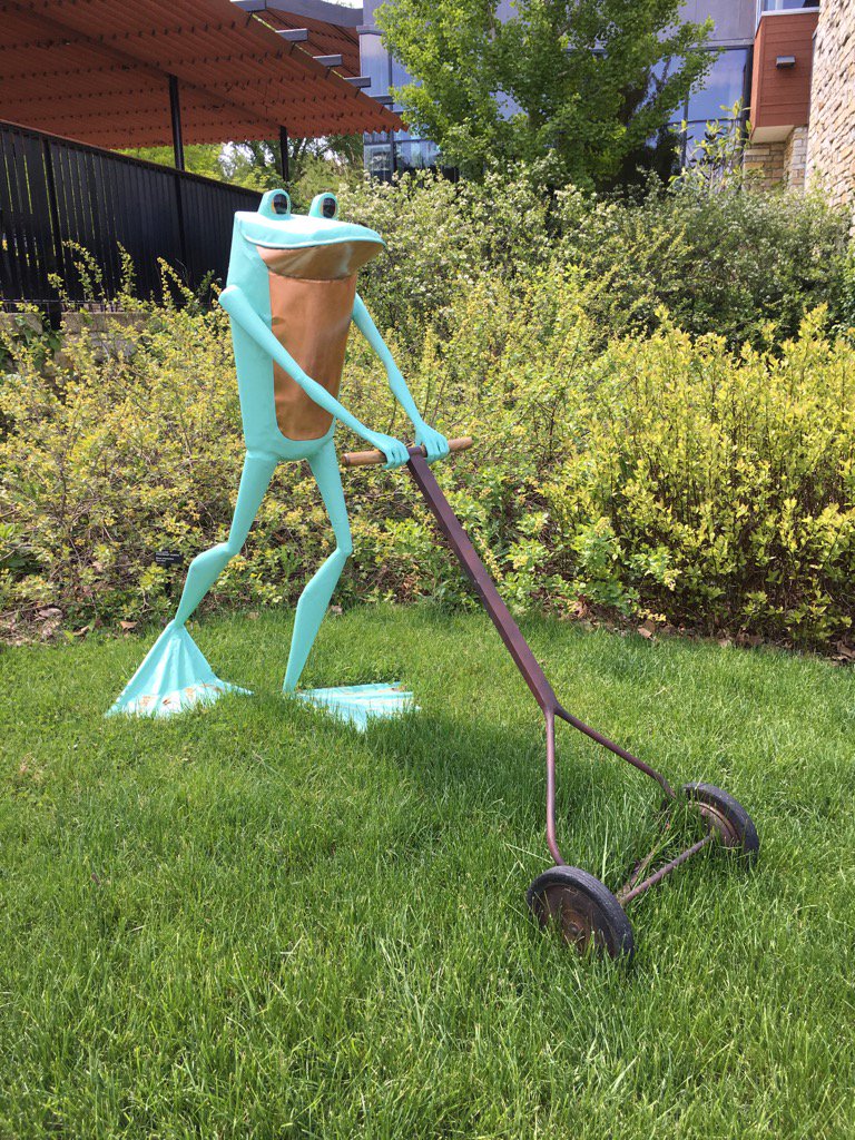 tjc773's tweet photo. #mortonarboretum #ribbittma https://t.co/TyXzySyp9W