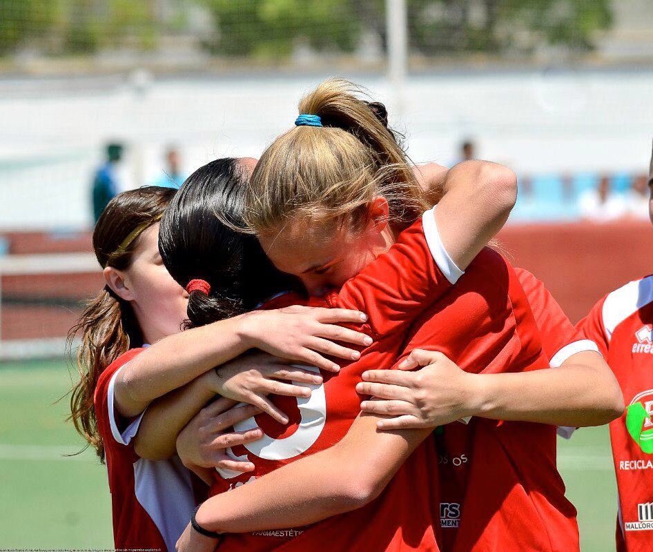 Mucho ánimo al @ColleFeminas, un camino de 7 años en la élite que no acaba aquí... #volveréis #jabatas 🔴