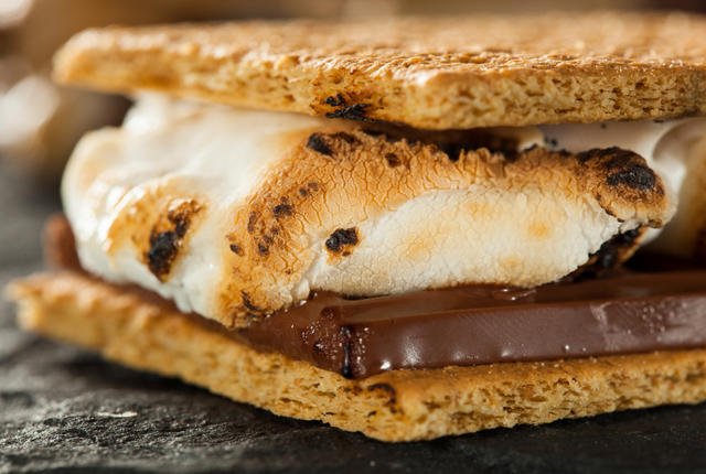 NCClassGift's tweet photo. Join us tonight from 6-8pm on the New Hall lawn for Senior S'mores. https://t.co/IEBJHSJy4q