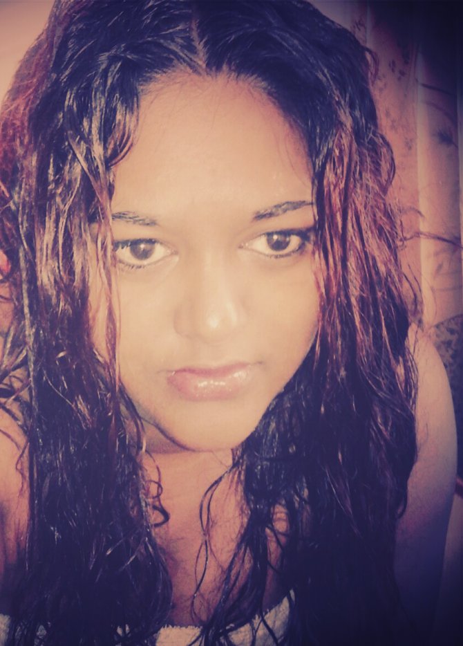 vinola66's tweet photo. #wet hair https://t.co/ZgVd1X6jdw