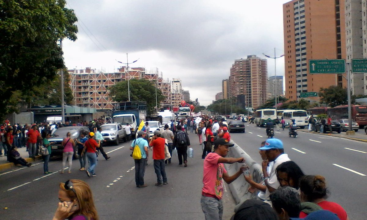 09Elgato's tweet photo. @TareckPSUV movimiento de calle desplegado y activado x MBI https://t.co/k2KnrHvogW
