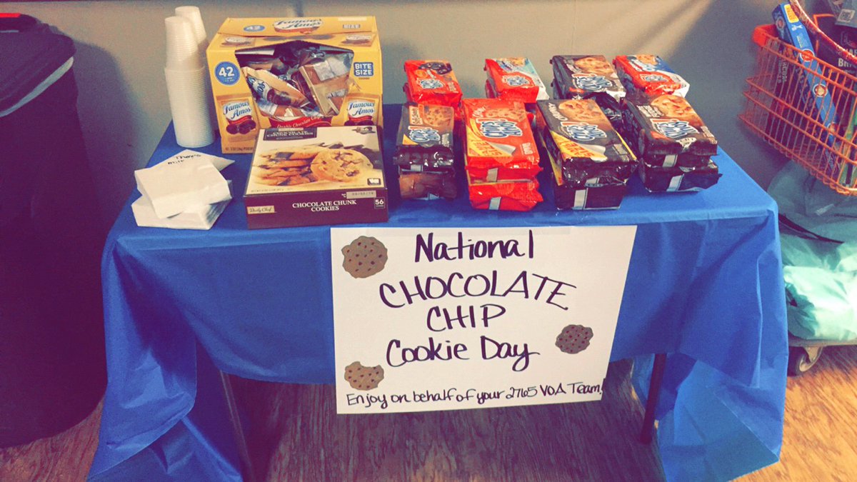 NFlintHomeDepot's tweet photo. Milk and cookies from our #VOA team 🍪🍪 @amytlawrence1 #voa2765 #NationalChocolateChipCookieDay https://t.co/7FJEqWWZxE