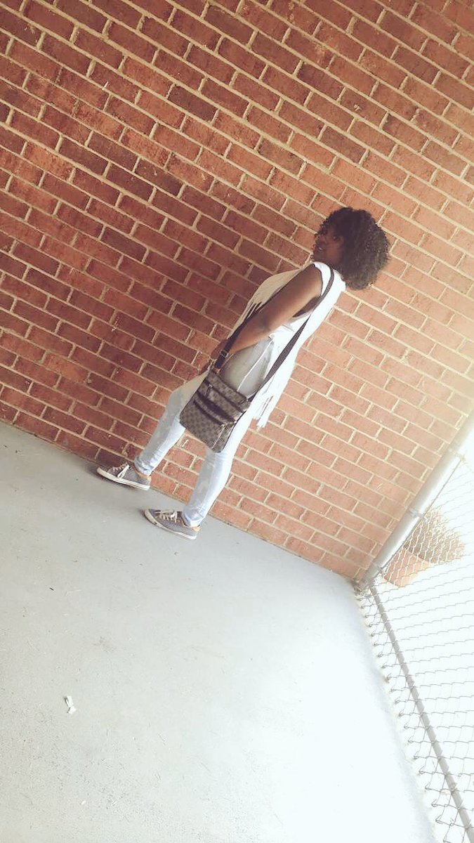 Shepoetic__'s tweet image. Me and sis💉💉💯🤘🏾❤️ @Mina_beaniaa