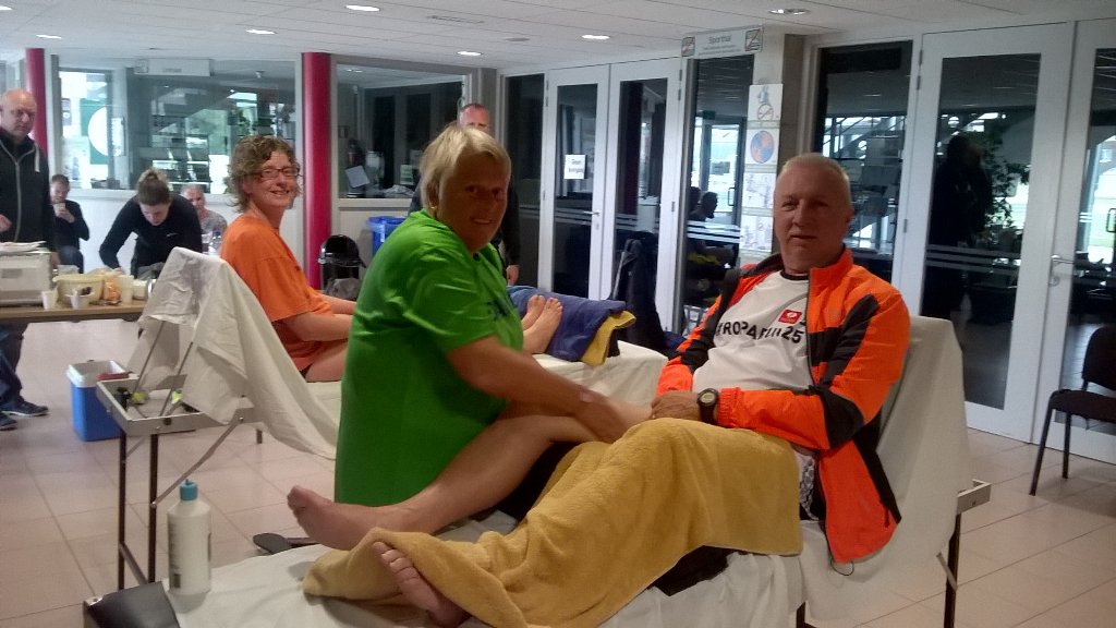 Ropa208PZH's tweet photo. Niet alleen de lopers zijn belangrijk. Je kan niet zonder #verzorgers #roparun25 #rrteam208 https://t.co/q3ekWBQhpn