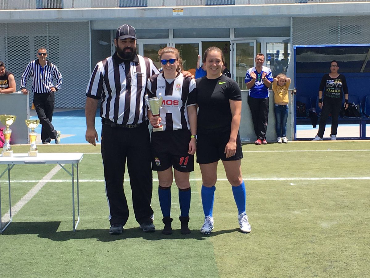 jevivancosct's tweet photo. (2/2) Mención especial a nuestra #11 Lydia Montoya, @LyliMg, que ha sido elegida MVP del torneo. Enhorabuena guapa https://t.co/O6qpIZLbGS