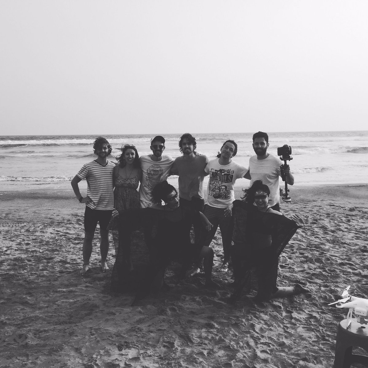 Muntalpa's tweet photo. Estamos en Acapulco grabando el nuevo video de nuestro próximo sencillo! Estén al pendiente!!! @Muntalpa https://t.co/TrD5JbgCYm