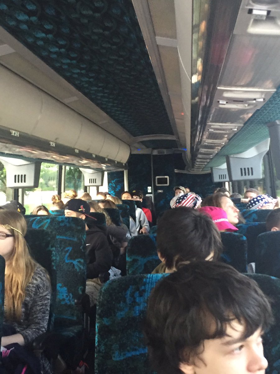 HMSinDC16's tweet photo. Harold: What's the answer?
Students: *silence*
Harold: C'mon guys
Students: Sorry Harold
#HMStakesDC #merrimack https://t.co/jCC7IbCroF