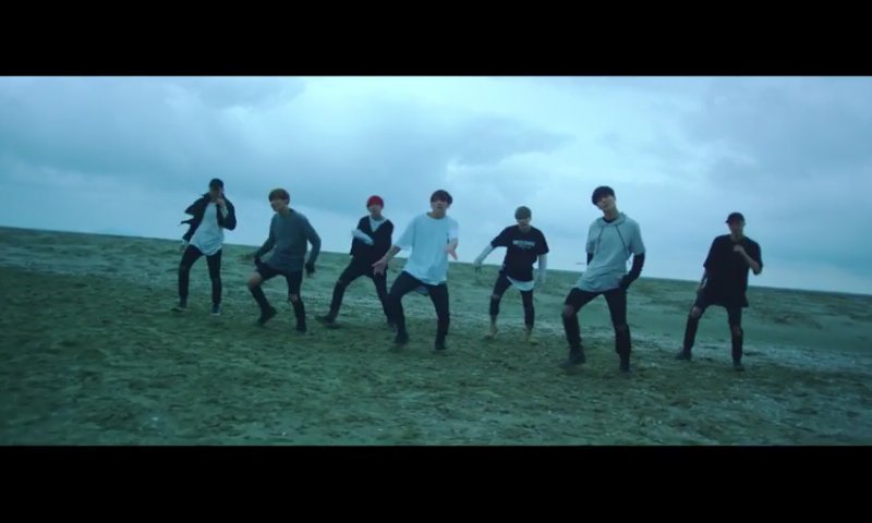 Слова песен бтс. Save me перевод. Шуга save me. Песня bts слова. Бтс save me.