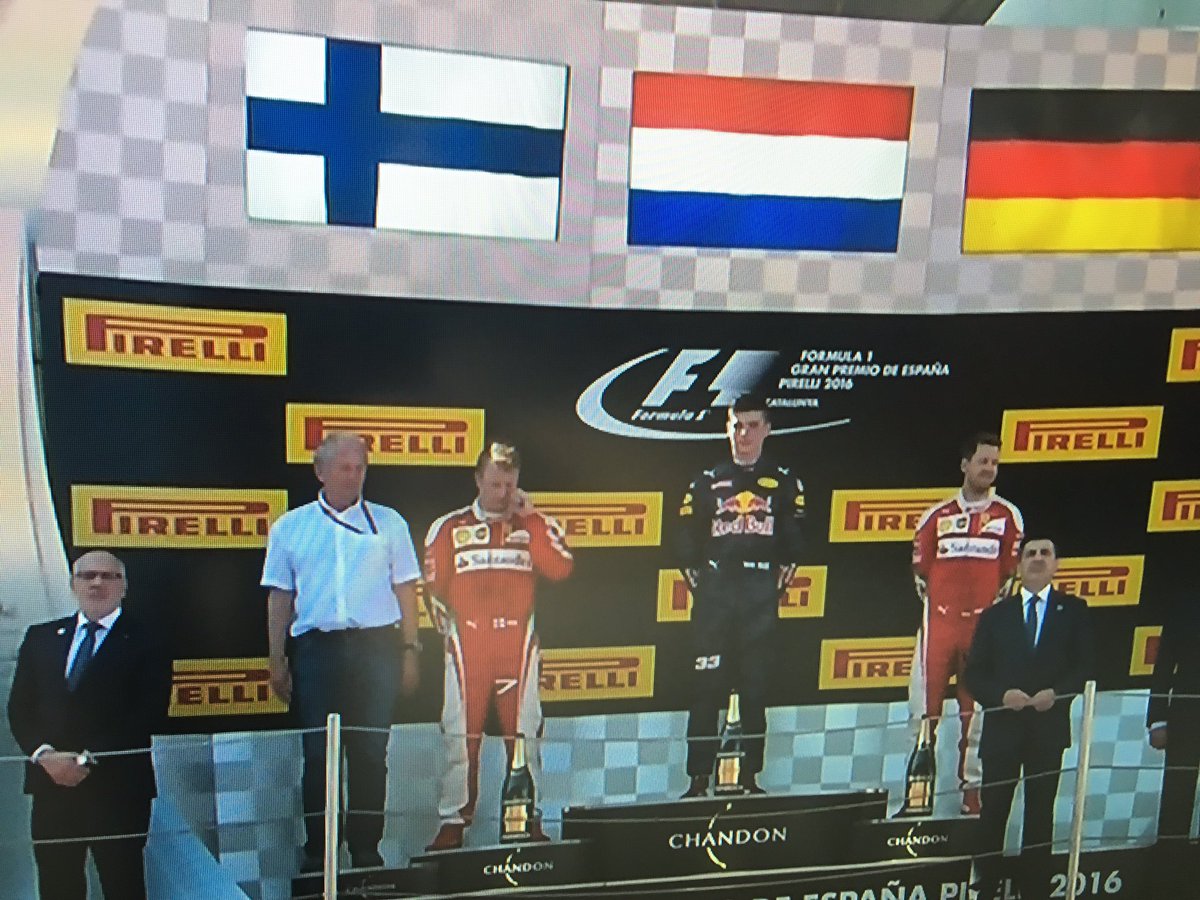 RikReporter's tweet photo. Daar moet iemand bij de F1 enorme stress hebben gehad om t Wilhelmus zo snel ergens vandaan te toveren https://t.co/T0hrsdr1J6