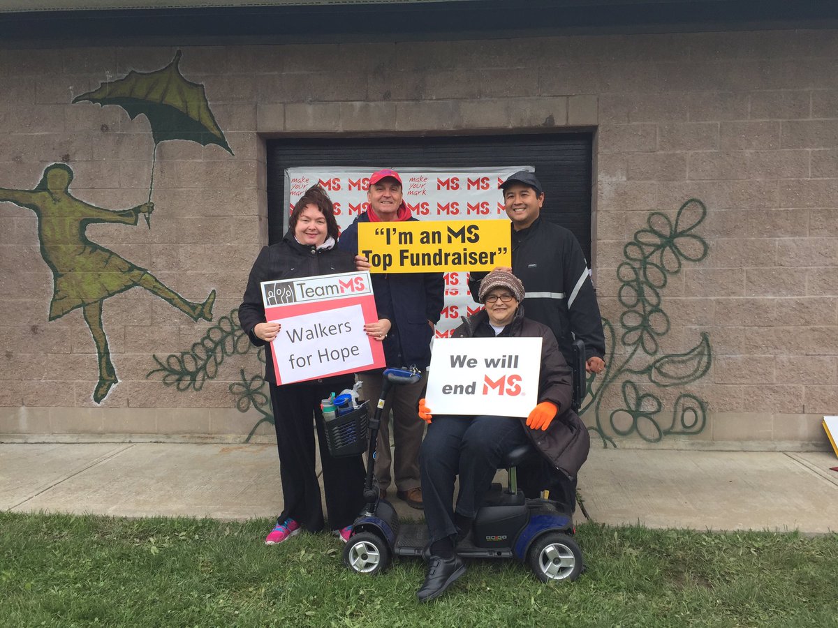 multifarious73's tweet photo. #AccessAbilities2016 @Jeffy_B_ 
Mandarin MS walk w/Helen, Richard, me &amp; Jeffy ❤️ https://t.co/Cr4o1gksvH