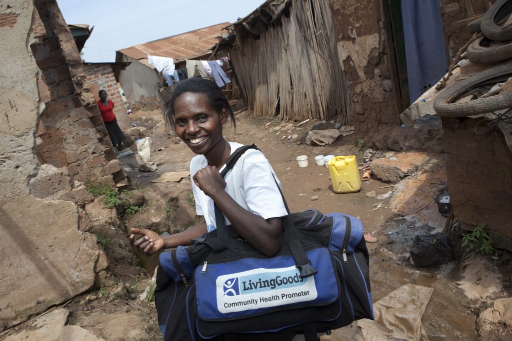 ONECampaign's tweet photo. What happens when you live rurally &amp; can't access healthcare? Enter 'Avon ladies' of Africa→ https://t.co/bpQ981jxbN https://t.co/p4F2fVQ4Hj