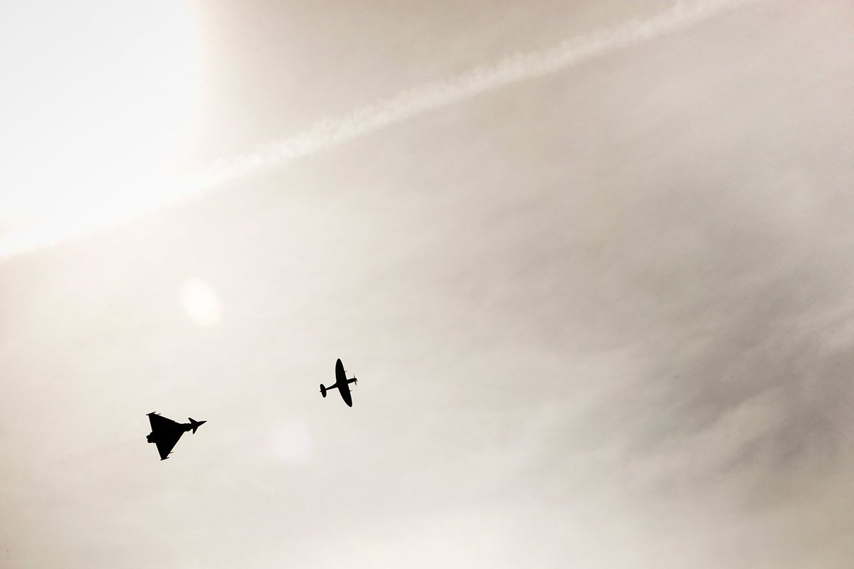 RoyalAirForce's tweet photo. Go behind-the-scenes with @RAFBBMF tonight in Britain’s Ultimate Pilots: Inside the RAF - 7pm @BBCTwo #InsideRAF https://t.co/cKutSQnBl3