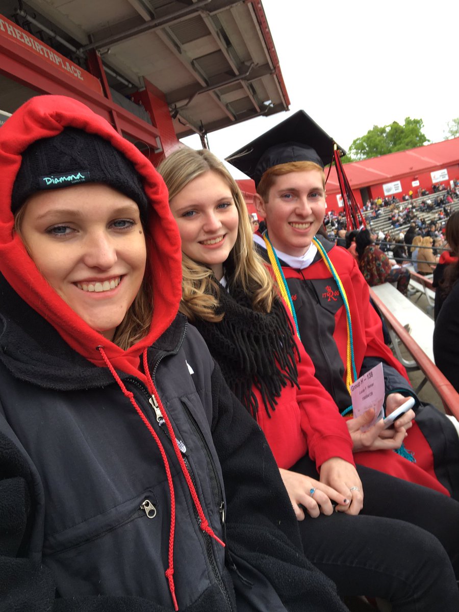 ashbieb66's tweet photo. We can't wait for you @POTUS !! #RU250Grad https://t.co/VkV5Af6o2p