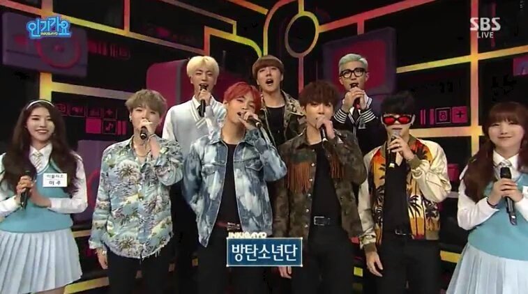 ArabSuga's tweet photo. [فديو ] 160515 || مقابله بانقتان في انكياغيو 

https://t.co/VBEO0rwS1x https://t.co/Ces6mK2ozv