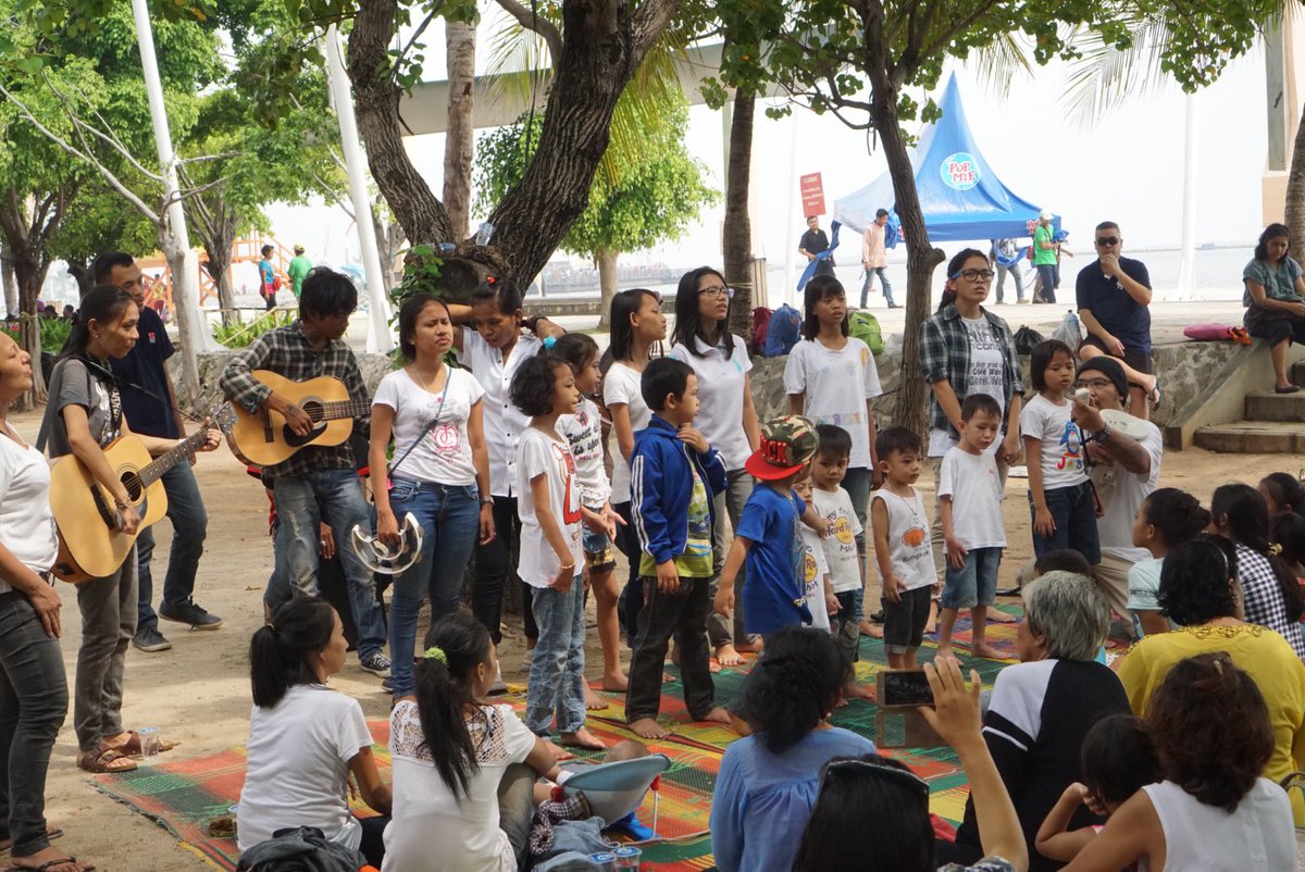 Singing singinggg at #ancol #beach