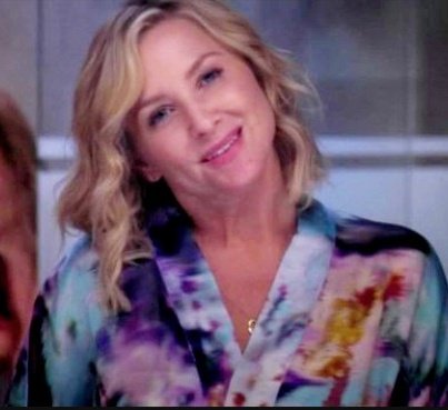 DrRobbinsDerek's tweet photo. Close Enough!!!
#HeadTilting
Haha @GreysABC Look how cute is this. https://t.co/ckI5z4Dg24