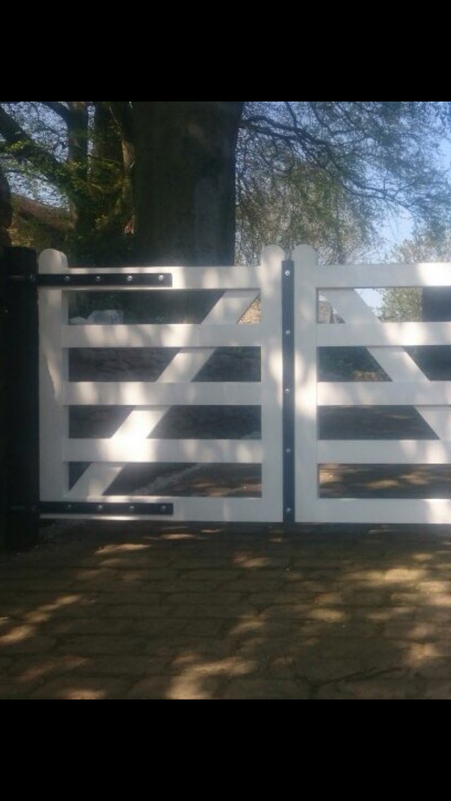 @requirejonery tweet media