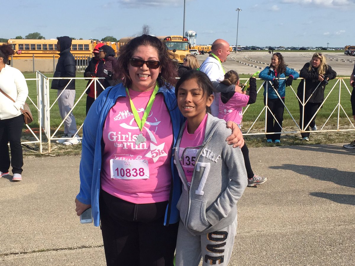 FalconPrince161's tweet photo. Great job Parker girls at GOTR! @ParkerJrHigh @SuptDoster @AmyWarke #GOTRC5K https://t.co/8fKRs3D73W