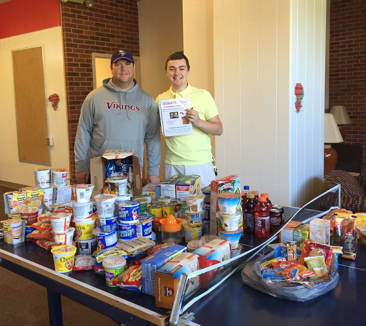 CheriDoane's tweet photo. @CC_Sustain @CentralCollege @ProudToBeCVC 

#thisiswhatwegettodo #CentralCollegeStudents https://t.co/5zra0XlSPu
