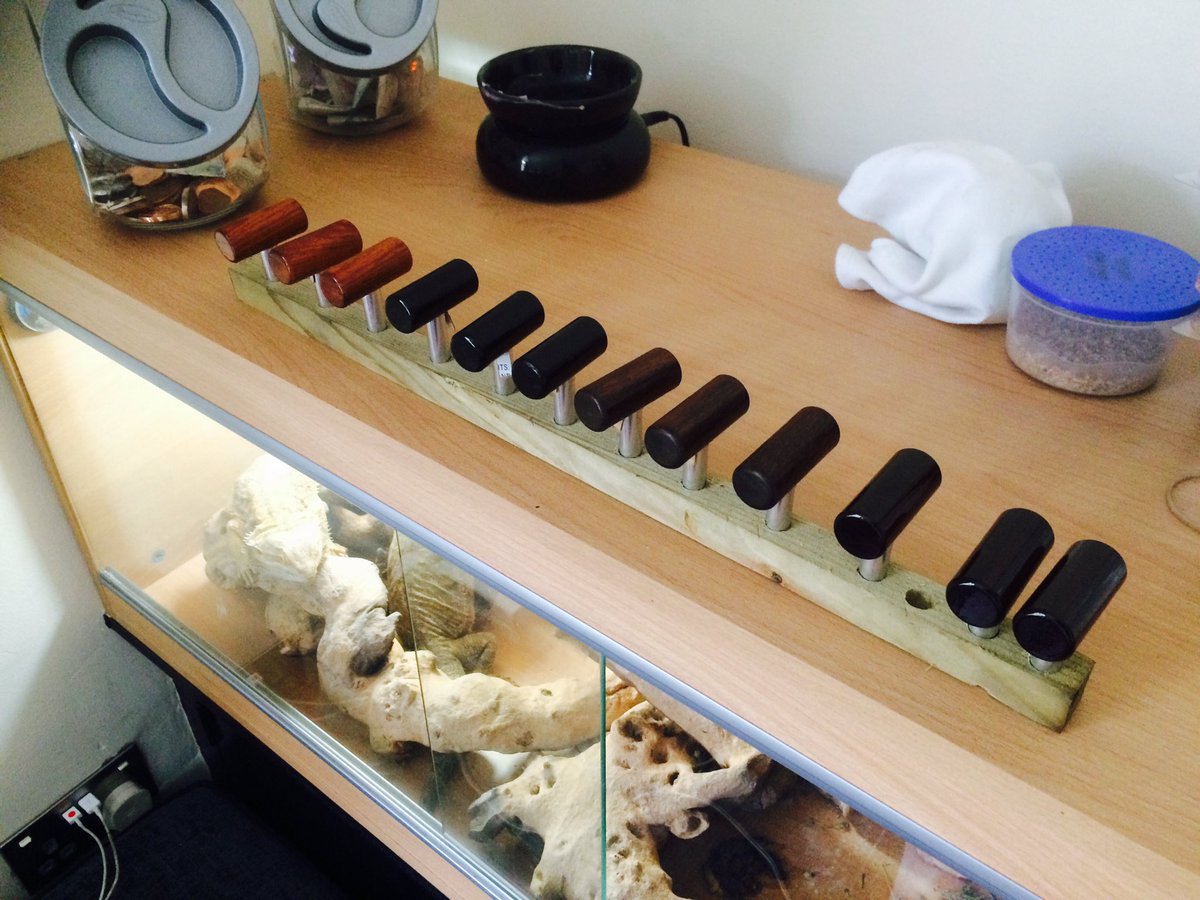 Reaper_Tackle's tweet photo. Few handles drying https://t.co/DiK3Nugjmu