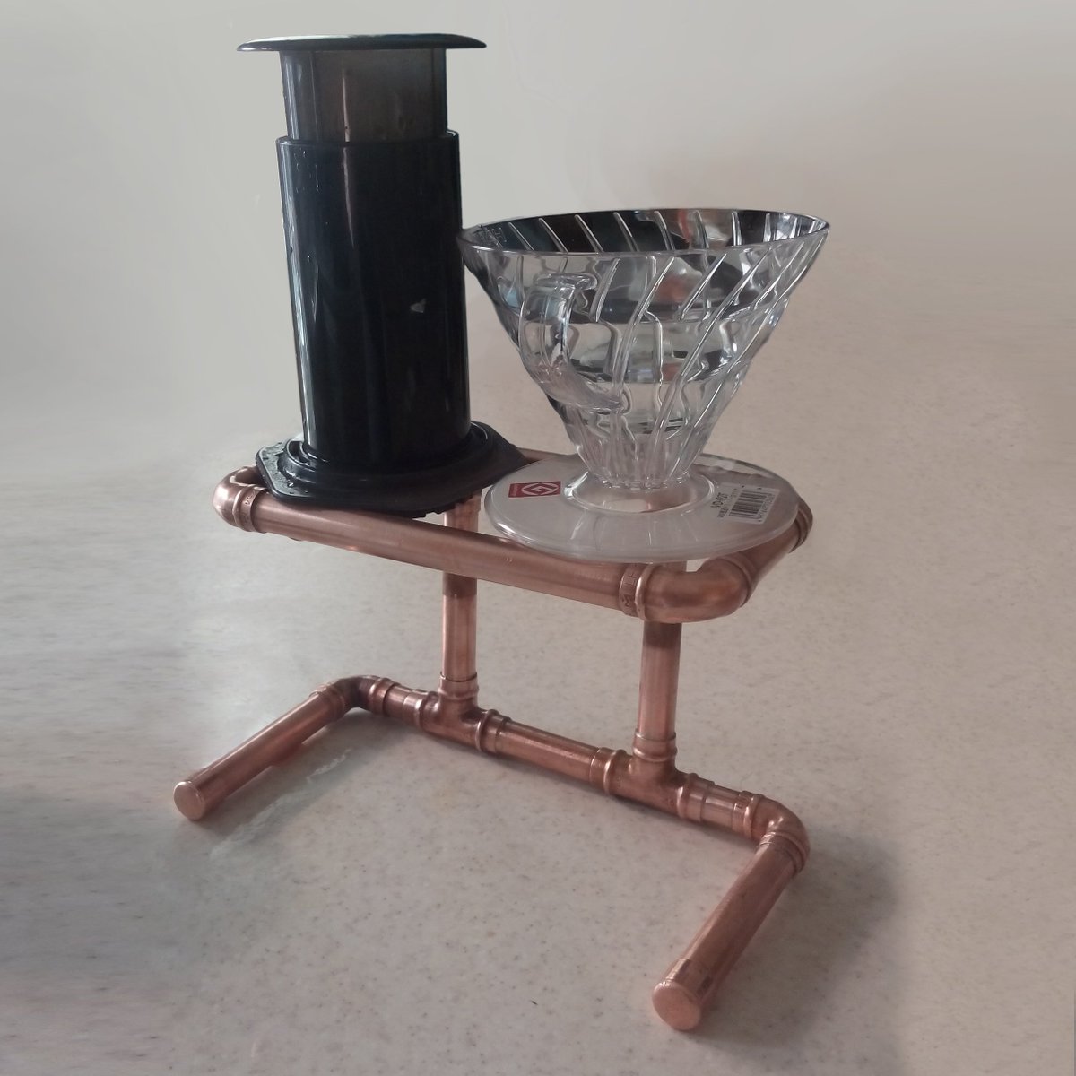 Dwindl_Design's tweet image. 2-CUP POUR-OVER STAND - £40 - tinyurl.com/homle3u  #coffee #Etsy #craft #coffeelover #copper #handmade #barista