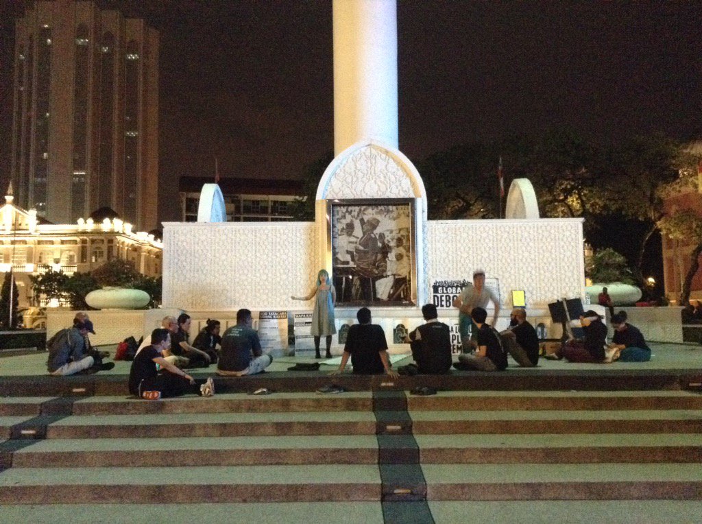 occupydataran's tweet photo. #GlobalDebout #KualaLumpur People's Assembly in session at Merdeka Square. #Malaysia #WorldDebout #15M #15May https://t.co/2GBb0qq8K0