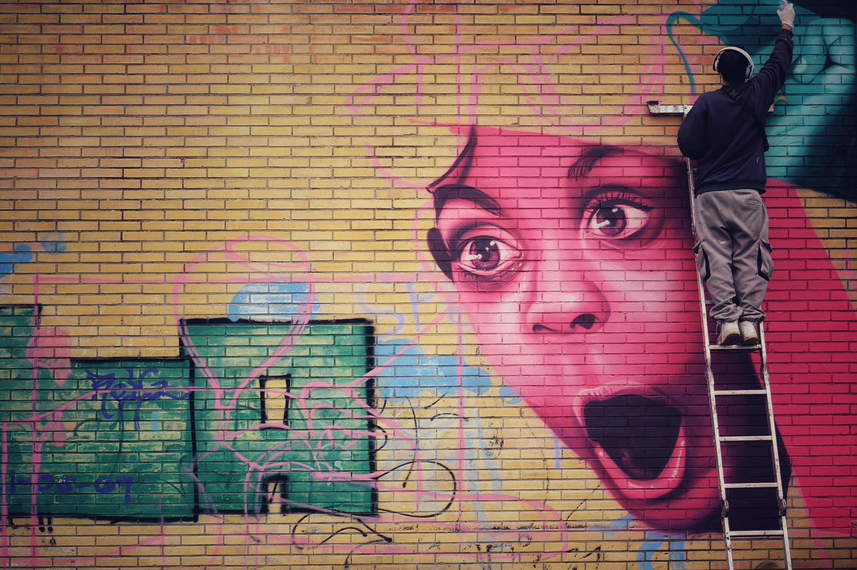lucasterceiro's tweet photo. Ayer, #ocionautas y @AsociacionBig la han liado parda otra vez. #graffitiday cc/ @mondevane https://t.co/aYA5bGDPWC