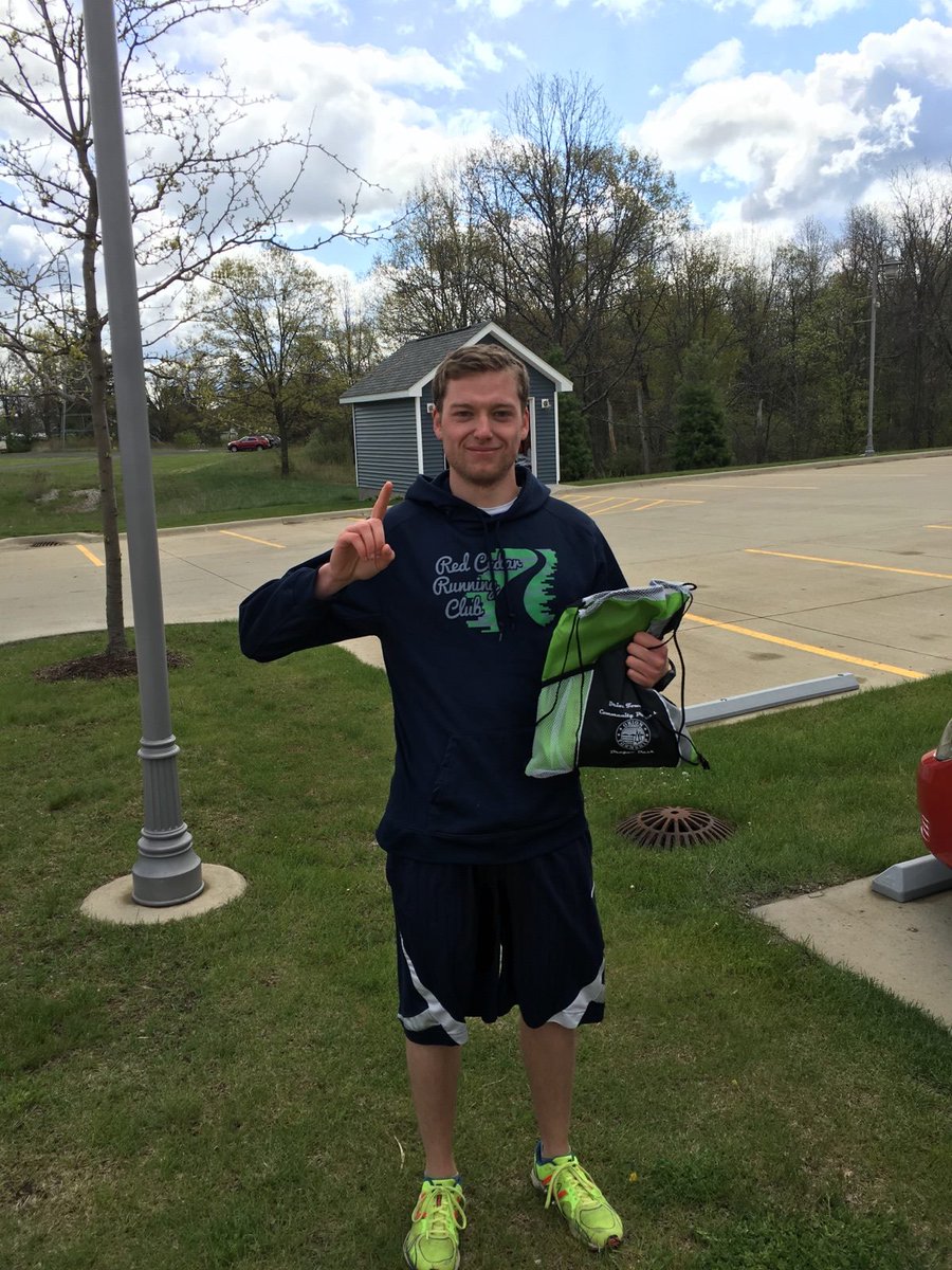 RedCedarRun's tweet photo. @DTFtoRun does it again!  Winner of the Dragon Dash 5k in Lake Orion with a time of 17:24.  Congrats!  #RCRC https://t.co/KmYe8VNYDy