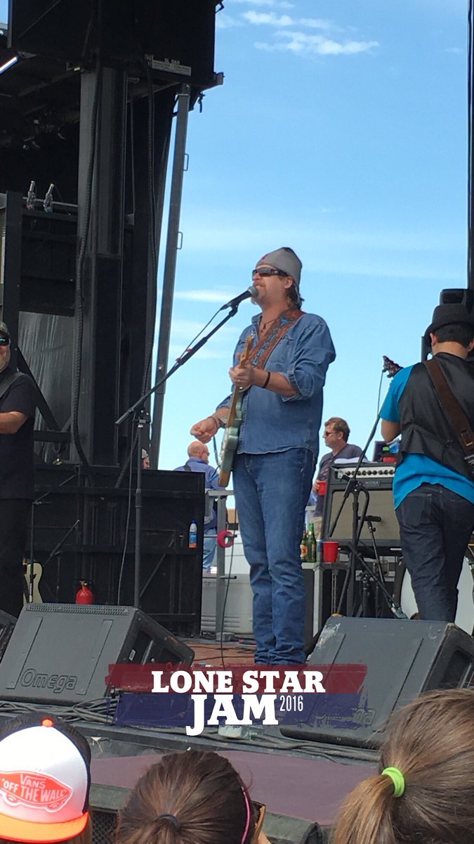 TexasMusicFans tweet media