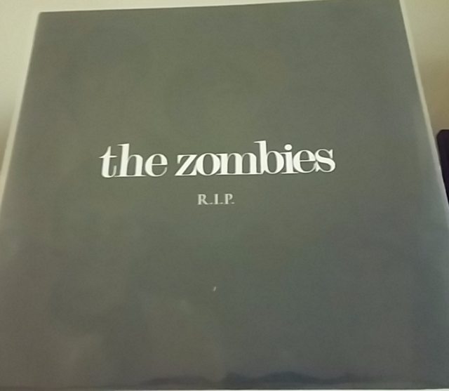 Patientot's tweet photo. One of my favorite pop groups from the 60s. #Zombies #60s #vinyl #records #cratedigging https://t.co/IuEwVaTumX