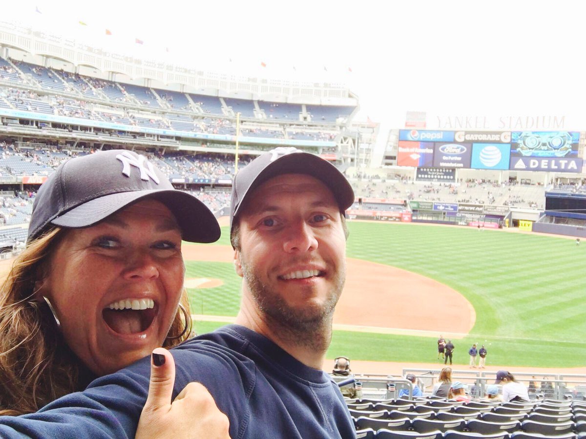 Having fun @ great game!! #dutch fans #mobilizingnyy