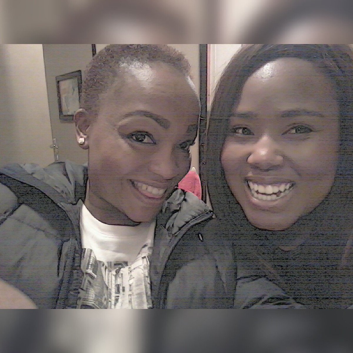 Tumi_lekata's tweet image. #friendshipforlife 😙😍👭