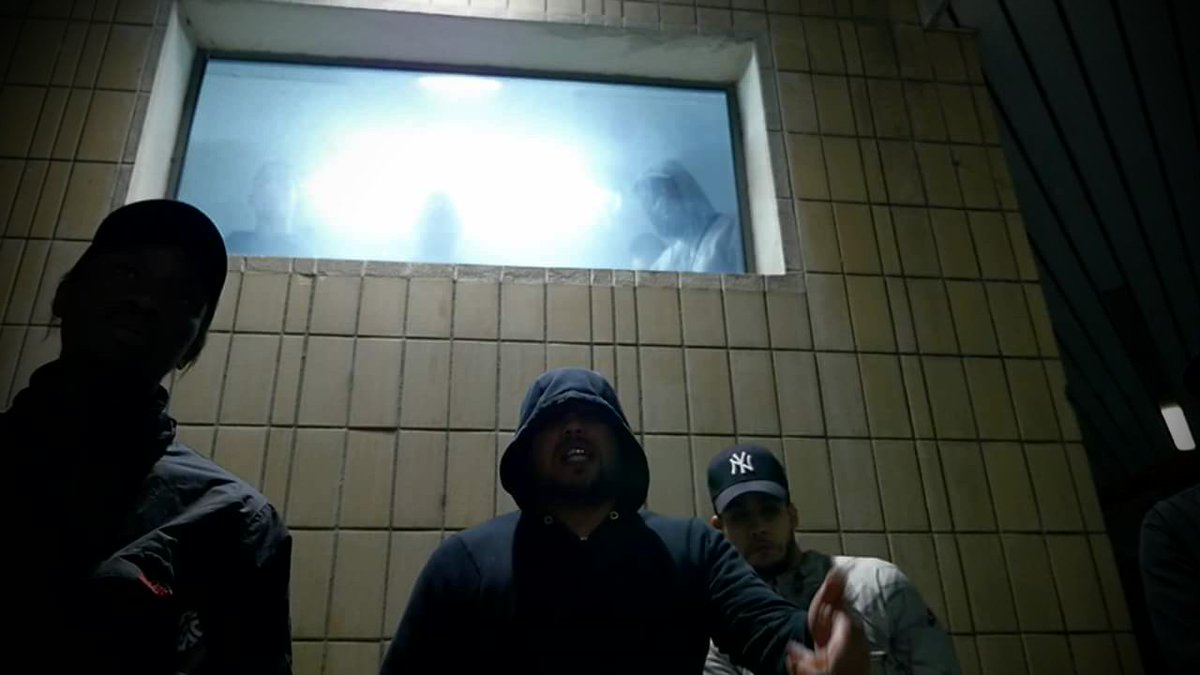 limsa_daulnay's tweet photo. RDV bientôt Pour le 1er clip extrait de mon prochain E.P.... https://t.co/Y6PWIEkp7A
