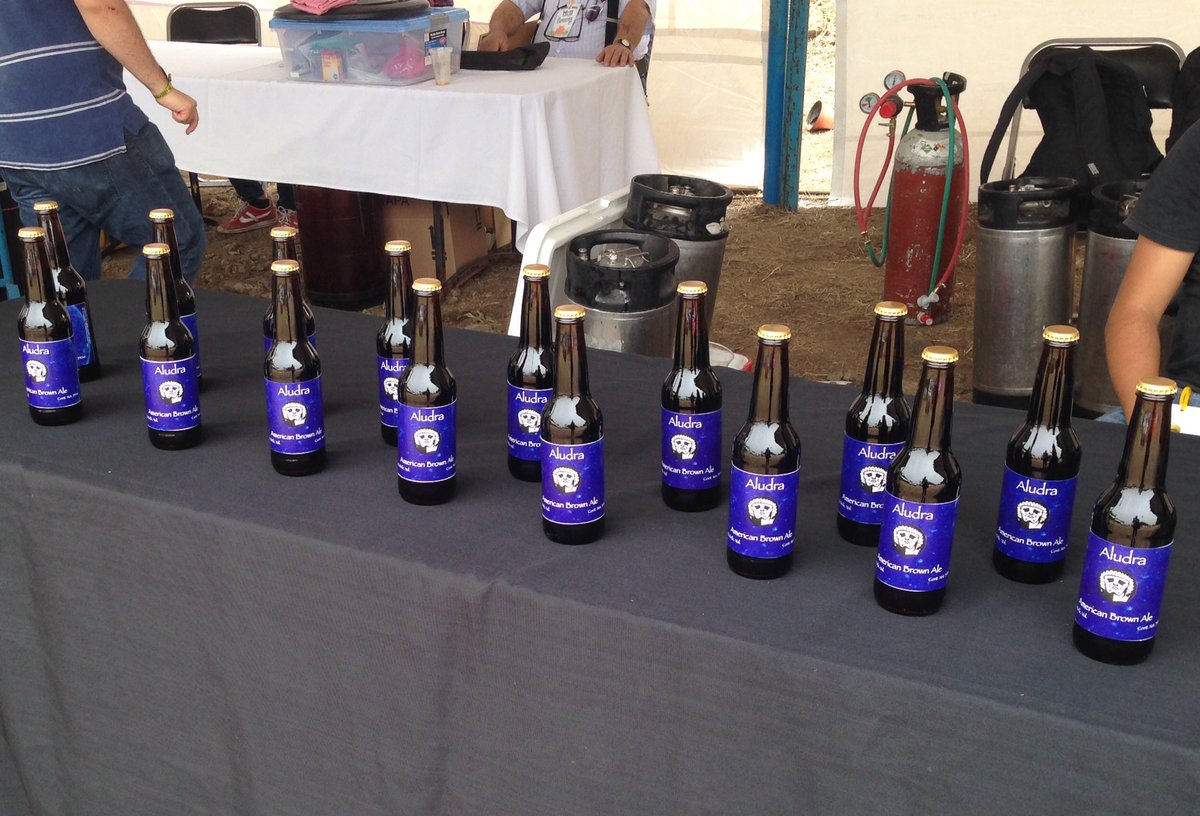 Festival de cerveza tweet media