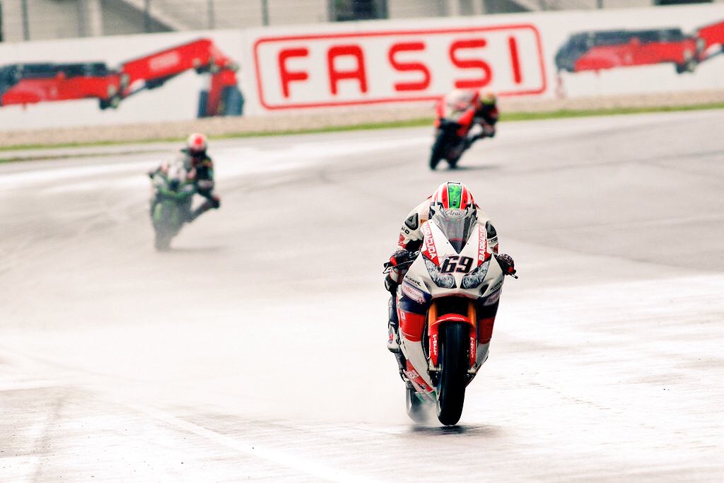 NickyHayden tweet picture