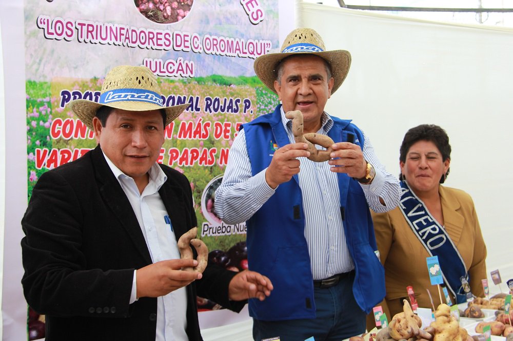 ManuelLLempenC's tweet photo. En Julcán se tendrá un centro recolector con cámara de frio y envasado al vacío y procesar papa y llegue a pollerías https://t.co/VtBvWcqqw5