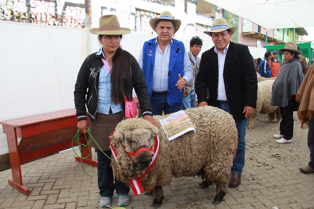 ManuelLLempenC's tweet photo. Feria tiene por objetivo promover la activa participación de agricultores, ganaderos, artesanos y agroindustriales https://t.co/HSJMHeuV11