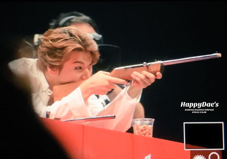 CigfwIFUgAAavbS.jpg:large